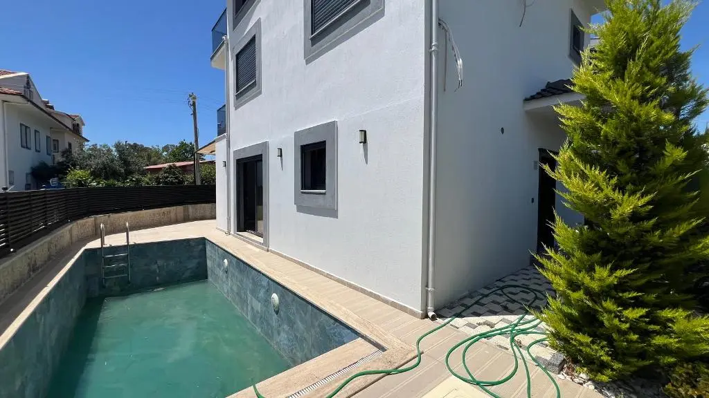 Villa in Karagedik